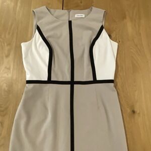 Calvin Klein Taupe and White Colorblock Sheath Dress with Black Trim